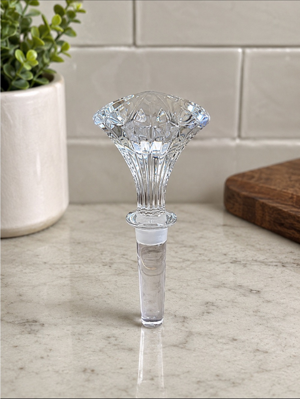 Waterford  Marguise Crystal Brookside Crystal Wine Bottle Stopper 5 3/8”